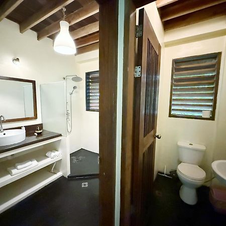 Emerald House Village General Luna  Luaran gambar