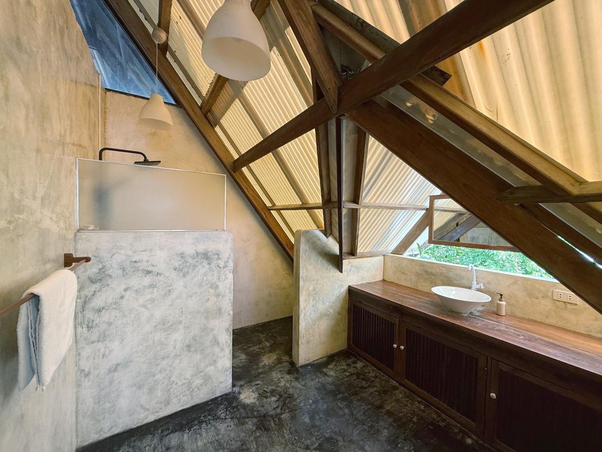 Emerald House Village General Luna  Luaran gambar