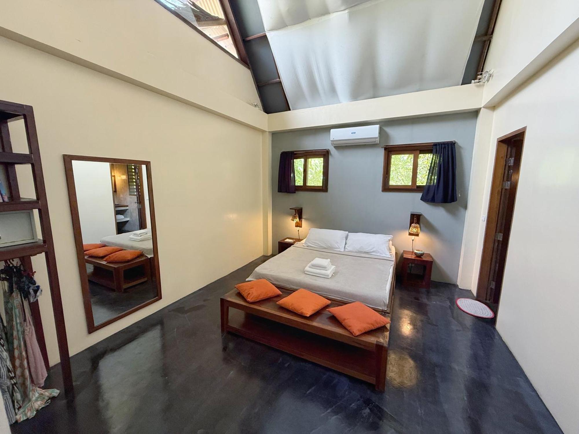 Emerald House Village General Luna  Luaran gambar