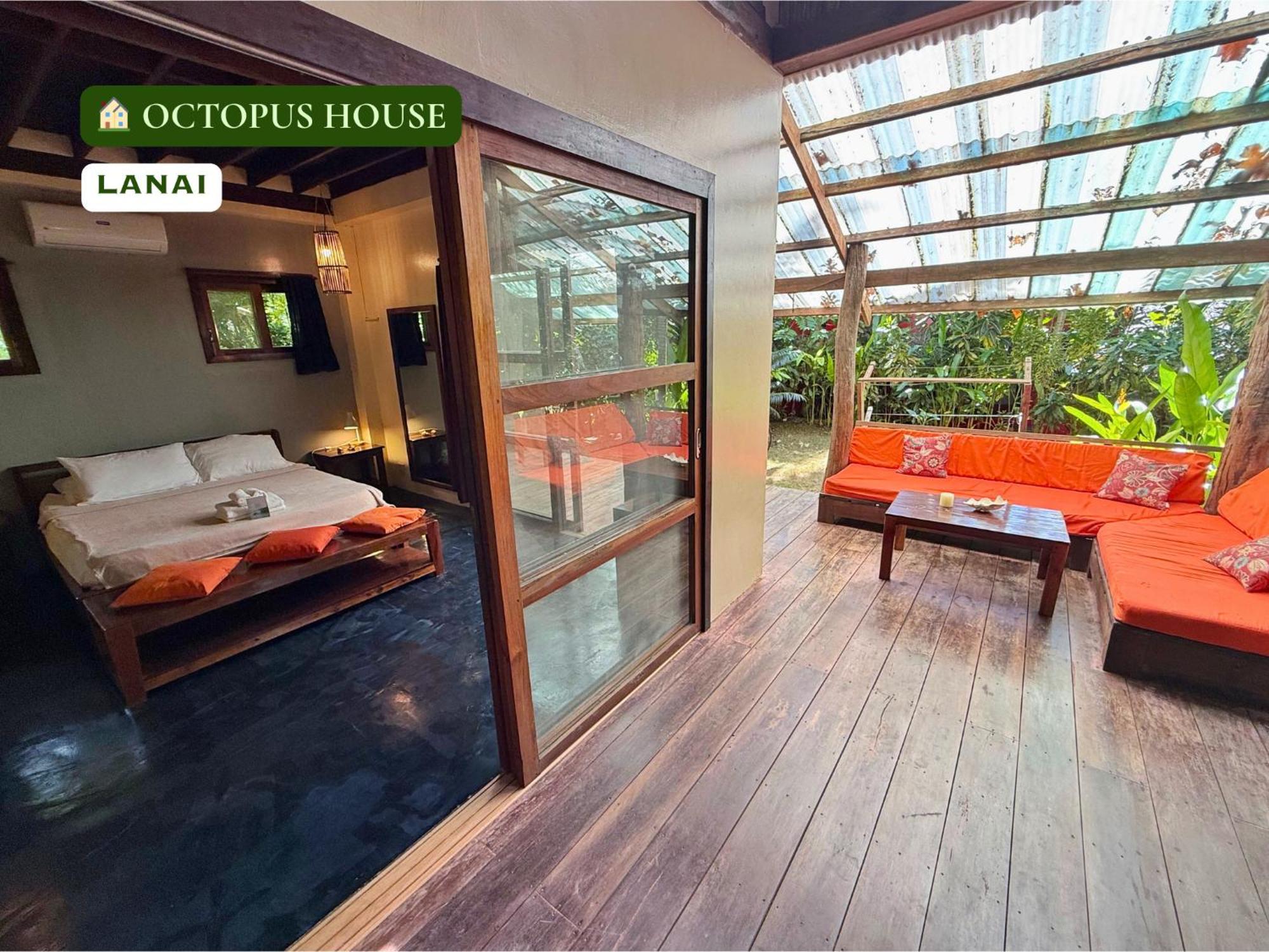 Emerald House Village General Luna  Luaran gambar